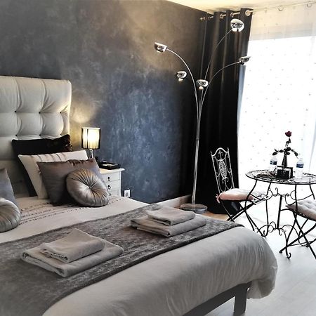 Chambres D'Hotes Luxe Et Serenite Theize Exterior photo