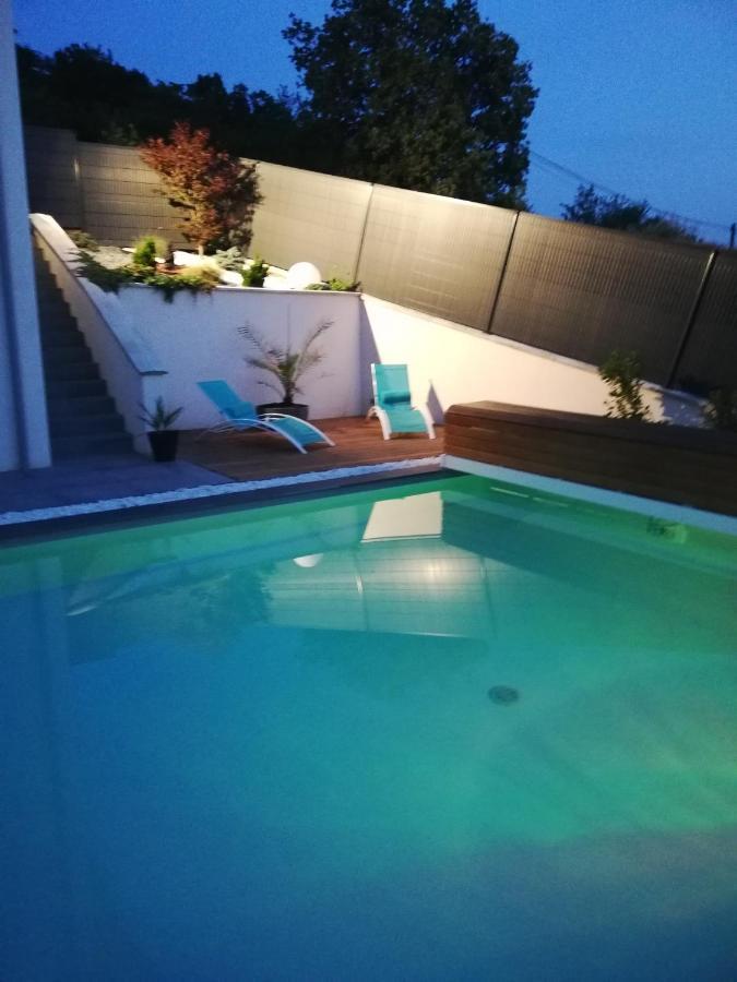 Chambres D'Hotes Luxe Et Serenite Theize Exterior photo